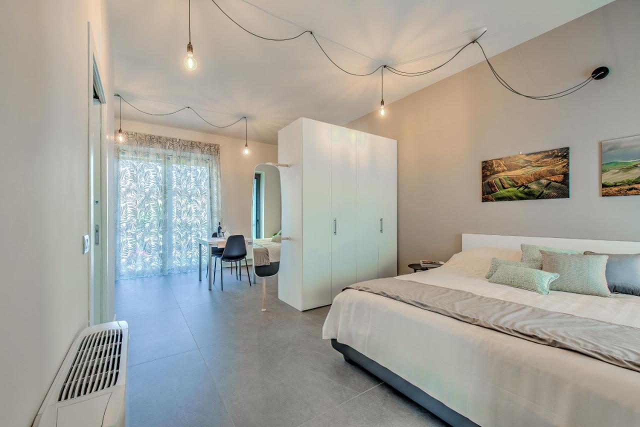 Casa Colbert, Barolo Apartment Exterior photo
